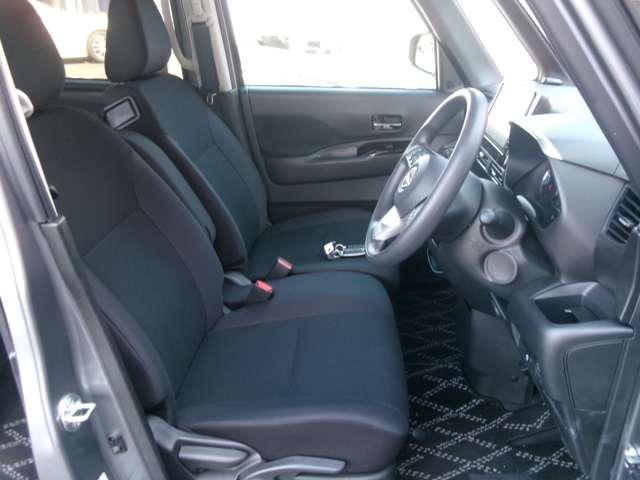 クッション性の高いシートは疲労度が少なく、また足元も広いので目的地まで快適に過ごせます♪