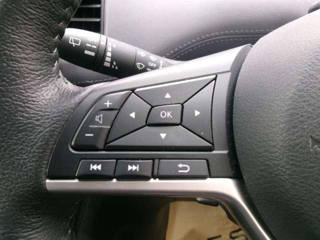 セレナ １．２　ｅ－ＰＯＷＥＲ　ハイウェイスター　Ｖ　アルパインナビ　後席モニター（12枚目）