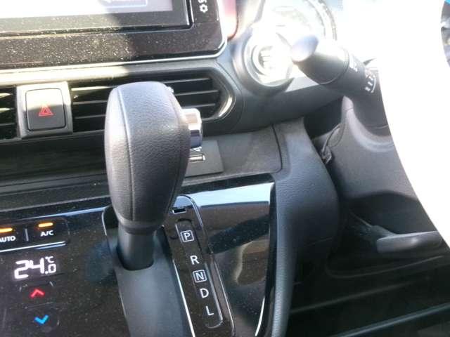 デイズ ６６０　ボレロ　ナビ　ＡＶＭ　ＴＶキット　エマブレ（9枚目）