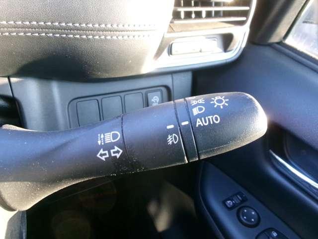 セレナ ２．０　ハイウェイスター　ＶセレクションＩＩ　プロパイロット　後席モニター　ＬＥＤ（14枚目）