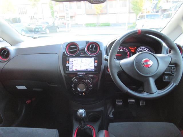 ノート ニスモ　Ｓ　純正ナビ　ＴＶ　ニスモ専用レカロシート　ニスモマフラー　ＢＢＳ１７インチＡＷ　ニスモ専用エアロ　２６０ｋｍメーター　プッシュスタート　スマートキー　ＬＥＤヘッドライト　オートライト　バックフォグ（10枚目）