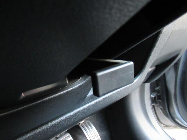 ノート ニスモ　Ｓ　純正ナビ　ＴＶ　ニスモ専用レカロシート　ニスモマフラー　ＢＢＳ１７インチＡＷ　ニスモ専用エアロ　２６０ｋｍメーター　プッシュスタート　スマートキー　ＬＥＤヘッドライト　オートライト　バックフォグ（23枚目）