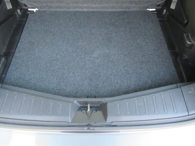 ノート ニスモ　Ｓ　純正ナビ　ＴＶ　ニスモ専用レカロシート　ニスモマフラー　ＢＢＳ１７インチＡＷ　ニスモ専用エアロ　２６０ｋｍメーター　プッシュスタート　スマートキー　ＬＥＤヘッドライト　オートライト　バックフォグ（46枚目）