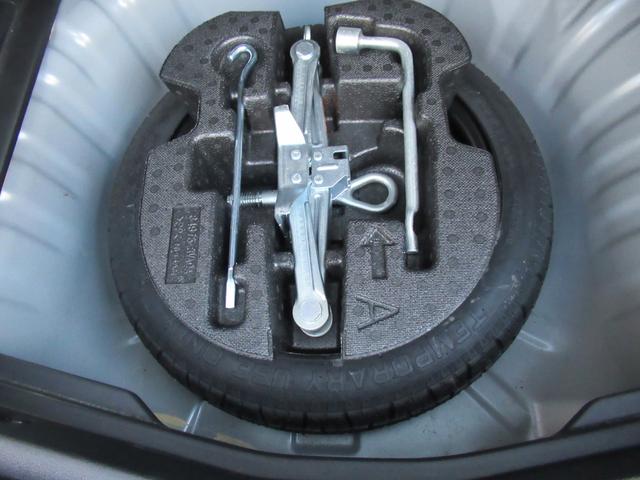 ノート ニスモ　Ｓ　純正ナビ　ＴＶ　ニスモ専用レカロシート　ニスモマフラー　ＢＢＳ１７インチＡＷ　ニスモ専用エアロ　２６０ｋｍメーター　プッシュスタート　スマートキー　ＬＥＤヘッドライト　オートライト　バックフォグ（47枚目）