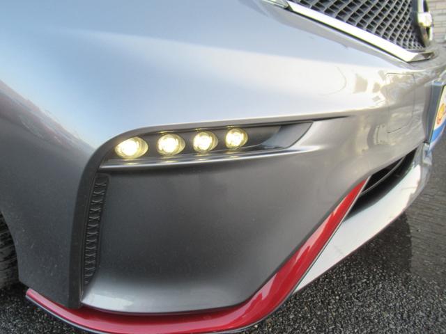 ノート ニスモ　Ｓ　純正ナビ　ＴＶ　ニスモ専用レカロシート　ニスモマフラー　ＢＢＳ１７インチＡＷ　ニスモ専用エアロ　２６０ｋｍメーター　プッシュスタート　スマートキー　ＬＥＤヘッドライト　オートライト　バックフォグ（49枚目）