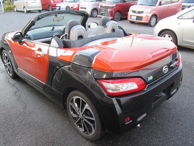 コペン エクスプレイ　Ｓ　レカロＳ　ビルシュタインショック　ＭＯＭＯステ　Ｄラッピング　Ｂｌｕｅｔｏｏｔｈオーディオ　ＥＴＣ　パドルシフト　ＬＥＤヘッドライト　フォグ　オートライト　トランクイージークローザー　シートヒーター（24枚目）