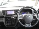 運転席周りです♪ 自分だけの特別空間♪ 室内もキレイです! 視界も良好☆