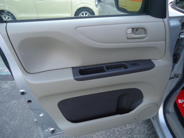 Ｎ－ＢＯＸ Ｇ・Ｌパッケージ　後期型　安心パッケージ　両側パワースライドドア　純正ＳＤナビ　Ｂｌｕｅｔｏｏｔｈオーディオ　ＨＩＤ　バックカメラ　シティブレーキアクティブシステム　スマートキー　ＥＴＣ　オートエアコン　電動格納ミラー（19枚目）