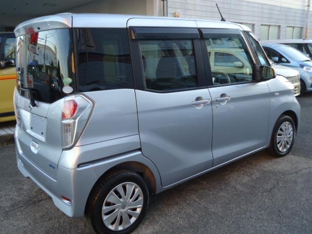 デイズルークス X Vセレクション+セーフティII アラウンドビューモニター 両側スライド左側電動 エマージェンシーブレーキ アイドリングストップ 横滑り防止 CD再生 ラジオ ライトレベライザー プッシュスタート スマートキー オートエアコン(6枚目)