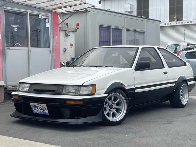 カローラレビン ＧＴ　ＡＰＥＸ　公認左ハンドル　３ドアハッチバック　エアコンパワステ付　２名乗車　エンジンフルオーバーホール済　ワイドフェンダー　ロールケージ　社外ハンドル　ワタナベ深リム１５インチ　ブリッドバケットシート　ＥＴＣ付（3枚目）