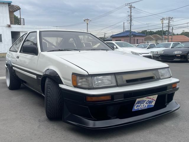 カローラレビン ＧＴ　ＡＰＥＸ　公認左ハンドル　３ドアハッチバック　エアコンパワステ付　２名乗車　エンジンフルオーバーホール済　ワイドフェンダー　ロールケージ　社外ハンドル　ワタナベ深リム１５インチ　ブリッドバケットシート　ＥＴＣ付（5枚目）