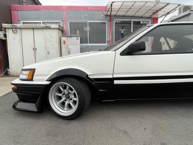 カローラレビン ＧＴ　ＡＰＥＸ　公認左ハンドル　３ドアハッチバック　エアコンパワステ付　２名乗車　エンジンフルオーバーホール済　ワイドフェンダー　ロールケージ　社外ハンドル　ワタナベ深リム１５インチ　ブリッドバケットシート　ＥＴＣ付（13枚目）