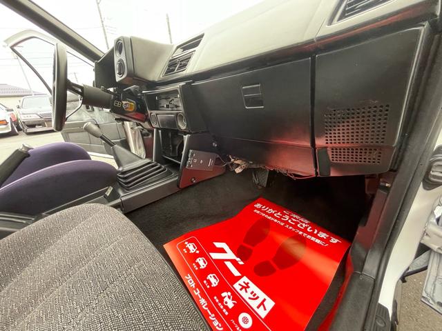 カローラレビン ＧＴ　ＡＰＥＸ　公認左ハンドル　３ドアハッチバック　エアコンパワステ付　２名乗車　エンジンフルオーバーホール済　ワイドフェンダー　ロールケージ　社外ハンドル　ワタナベ深リム１５インチ　ブリッドバケットシート　ＥＴＣ付（28枚目）