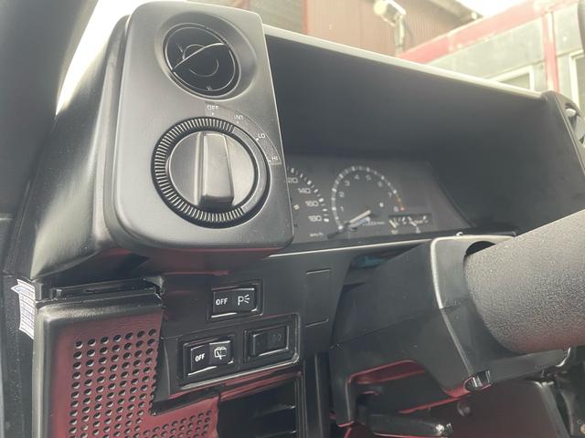 カローラレビン ＧＴ　ＡＰＥＸ　公認左ハンドル　３ドアハッチバック　エアコンパワステ付　２名乗車　エンジンフルオーバーホール済　ワイドフェンダー　ロールケージ　社外ハンドル　ワタナベ深リム１５インチ　ブリッドバケットシート　ＥＴＣ付（32枚目）