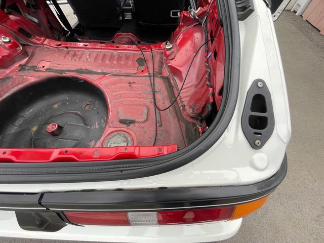 カローラレビン ＧＴ　ＡＰＥＸ　公認左ハンドル　３ドアハッチバック　エアコンパワステ付　２名乗車　エンジンフルオーバーホール済　ワイドフェンダー　ロールケージ　社外ハンドル　ワタナベ深リム１５インチ　ブリッドバケットシート　ＥＴＣ付（39枚目）