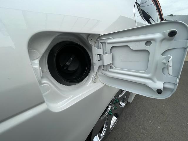 ローレル ２５メダリスト　公認５速　ＲＢ２５ＤＥＴ載せ替え　後期フェイス　社外フルエアロ　ステンマフラー　車高調　前置きインタークーラー　社外エアクリーナー　ワークＬＳ２０インチホイール（73枚目）