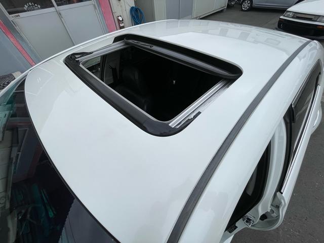 マークＸ ３５０Ｓ　公認６速　３５０Ｓ　Ｇ‘ｓ仕様ＳＡＲＤ６速キット　サンルーフ付　ＨＫＳ車高調　アルパイン８インチナビＴＶ　ステアリング連動　バックカメラ　１８インチアルミ　前後タワーバー　スマートキー×２（16枚目）