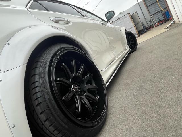 マークＸ ３５０Ｓ　公認６速　３５０Ｓ　Ｇ‘ｓ仕様ＳＡＲＤ６速キット　サンルーフ付　ＨＫＳ車高調　アルパイン８インチナビＴＶ　ステアリング連動　バックカメラ　１８インチアルミ　前後タワーバー　スマートキー×２（22枚目）