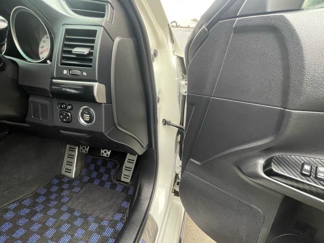 マークＸ ３５０Ｓ　公認６速　３５０Ｓ　Ｇ‘ｓ仕様ＳＡＲＤ６速キット　サンルーフ付　ＨＫＳ車高調　アルパイン８インチナビＴＶ　ステアリング連動　バックカメラ　１８インチアルミ　前後タワーバー　スマートキー×２（44枚目）