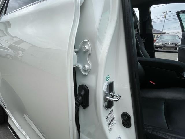 マークＸ ３５０Ｓ　公認６速　３５０Ｓ　Ｇ‘ｓ仕様ＳＡＲＤ６速キット　サンルーフ付　ＨＫＳ車高調　アルパイン８インチナビＴＶ　ステアリング連動　バックカメラ　１８インチアルミ　前後タワーバー　スマートキー×２（45枚目）