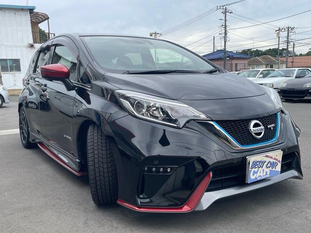 ノート ｅ－パワーニスモ　Ｓ　ワンオーナー　アルパイン９インチナビＴＶ　アラウンドビューモニター　ＥＴＣ２．０　インテリジェントルームミラー　ブリッツ車高調　盗難防止装置　前後ドラレコ　センターアームレスト　専用コンピューター（3枚目）