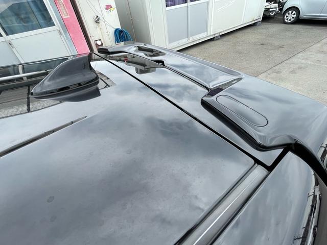 ノート ｅ－パワーニスモ　Ｓ　ワンオーナー　アルパイン９インチナビＴＶ　アラウンドビューモニター　ＥＴＣ２．０　インテリジェントルームミラー　ブリッツ車高調　盗難防止装置　前後ドラレコ　センターアームレスト　専用コンピューター（16枚目）