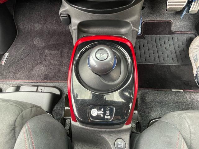 ノート ｅ－パワーニスモ　Ｓ　ワンオーナー　アルパイン９インチナビＴＶ　アラウンドビューモニター　ＥＴＣ２．０　インテリジェントルームミラー　ブリッツ車高調　盗難防止装置　前後ドラレコ　センターアームレスト　専用コンピューター（37枚目）