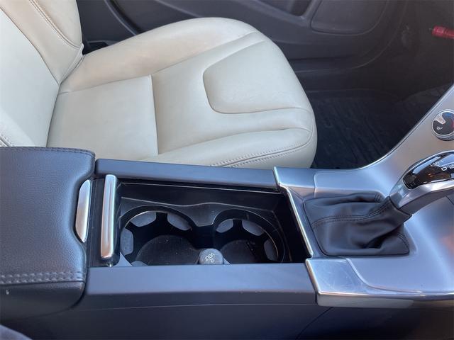 Ｖ６０ Ｔ３　ＳＥ　ドライブレコーダー　ＥＴＣ　バックカメラ　ナビ　クリアランスソナー　オートクルーズコントロール　レーンアシスト　アルミホイール　オートライト　ＨＩＤ　パワーシート　スマートキー　アイドリングストップ（46枚目）