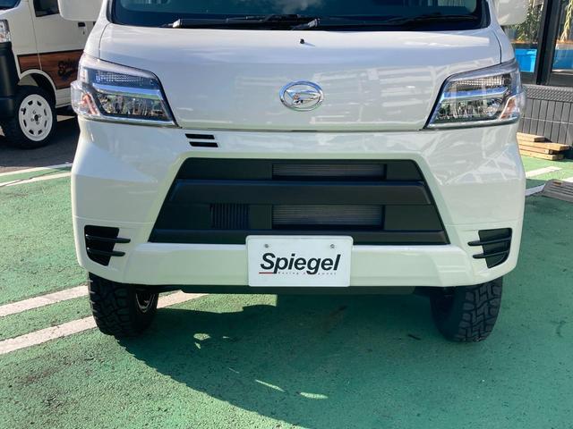 ハイゼットカーゴ クルーズターボＳＡＩＩＩ　リフトアップ　コンプリートカー　Ｓｐｉｅｇｅｌ　カスタム車　社外マフラー　Ｓｐｉｅｇｅｌ製車高調装着車　社外ホイール付き　Ｗｅｄｓホイール付き　車高調　軽自動車　軽バン　追加カスタム可（10枚目）