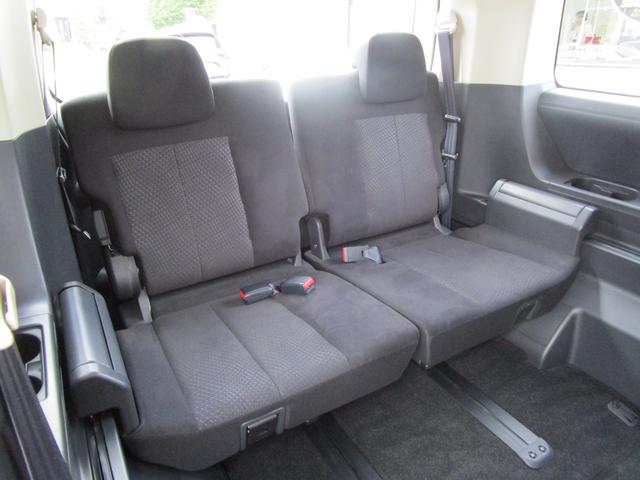 2.2DパワーPKG Dターボ4WD 8人乗 後席モニター(11枚目)
