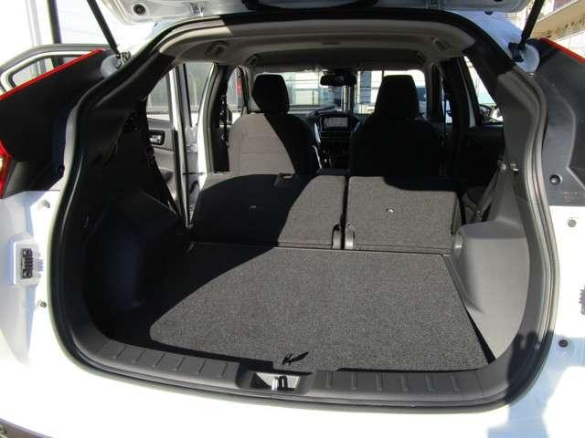 G 禁煙車 SDナビ バックカメラ 衝突被害軽減ブレーキ 前後誤発進抑制機能 アダプティブクルーズコントロール S-AWC ヘッドアップディスプレイ シートヒーター オートライト アイドリングストップ(12枚目)