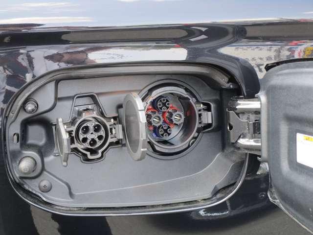 Gナビパッケージ 2000cc プラグインハイブリッド 禁煙車 誤発進抑制機能+パーキングセンサー 100V電源〈1500W) ルーフレール 純正メモリ―ナビ 全方位カメラ ETC 電動テールゲート ワンオーナー オンライン相談可能 駆動用バッテリー88%(17枚目)