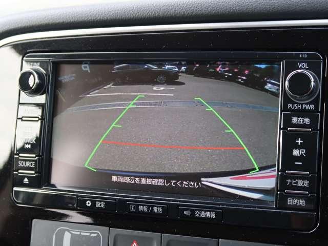 ２４Ｇナビパッケージ　衝突被害軽減　レーダークルーズ　車線逸脱防止　７エアバッグ　サイド＆バックカメラ　純正ナビ　ＥＴＣ　電動テールゲート　フルセグＴＶ　ＣＤ　ＤＶＤ　Ｂｌｕｅｔｏｏｔｈ　フロアマット　テールゲートスポイラ(14枚目)