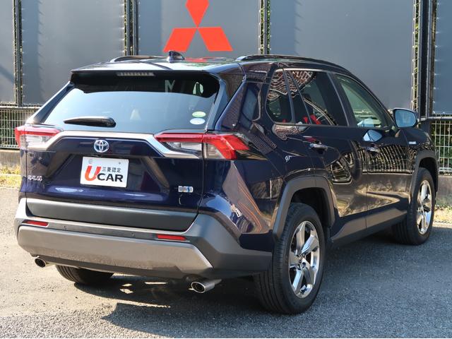 ＲＡＶ４ ハイブリッドＧ　禁煙車　トヨタ純正９インチナビ　ＥＴＣ２．０　バックカメラ　アダクティブクルーズコントロール　衝突被害軽減ブレーキ　誤発進抑制機能　レーンアシスト　後側方車両検知警報　ルーフレール　電動テールゲート（75枚目）