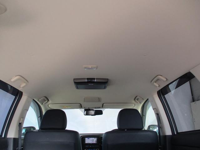 2.0GナビPKG 4WD 禁煙車 1500W電源 ナビ(42枚目)