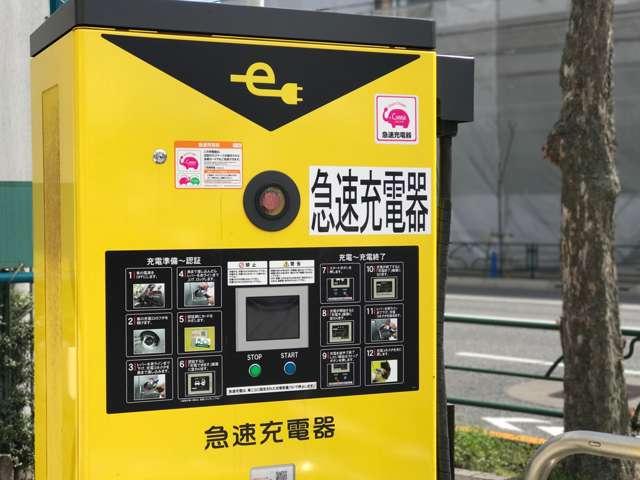 2.0L Gナビパッケージ 4WD 5人乗り 急速充電 禁煙 衝突被害軽減ブレーキ 車線逸脱警報システム レーダークルーズコントロール 純正7インチSDナビ サイド/バックカメラ 電動テールゲート ETC オートライト HID フォグランプ 残存容量76%(75枚目)