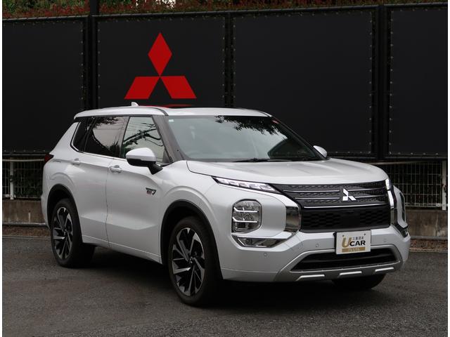 アウトランダーＰＨＥＶ Ｐ　レンタカーＵＰ　マイパイロット　純正ナビ　衝突被害軽減　車線逸脱警報　後側方車両検知システム　誤発進抑制機能　コーナーセンサー　電動パノラマサンルーフ　ＡＣ１００Ｖ電源　急速充電　ＢＯＳＥスピーカー（32枚目）