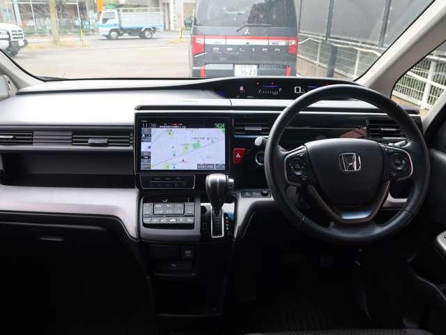 ステップワゴンスパーダ スパーダ ホンダセンシング 1オーナー 純正ナビ バックカメラ 車検整備(11枚目)