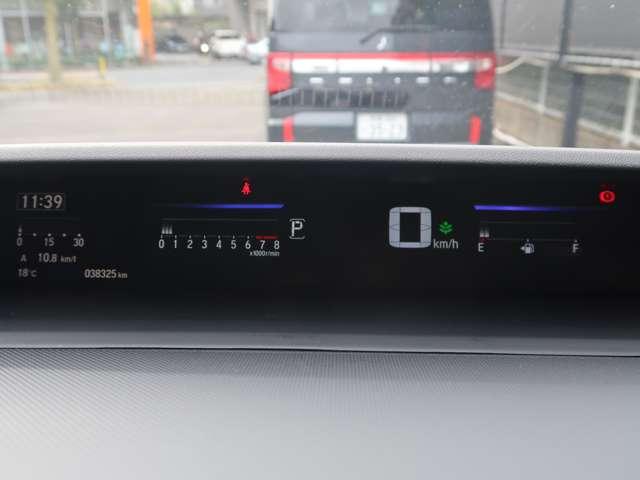 ステップワゴンスパーダ スパーダ ホンダセンシング 1オーナー 純正ナビ バックカメラ 車検整備(12枚目)