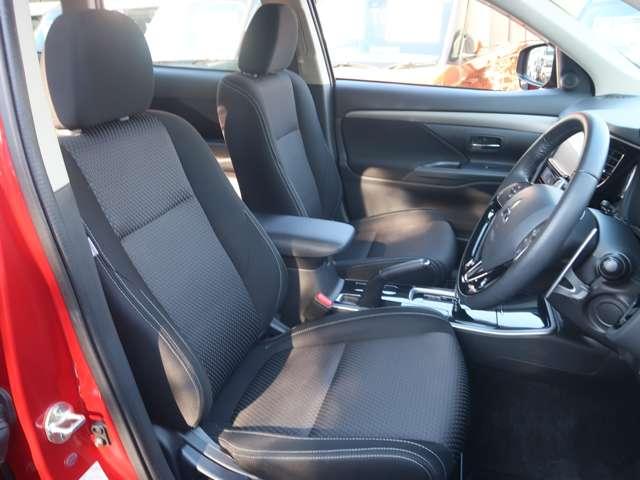 フロントシート