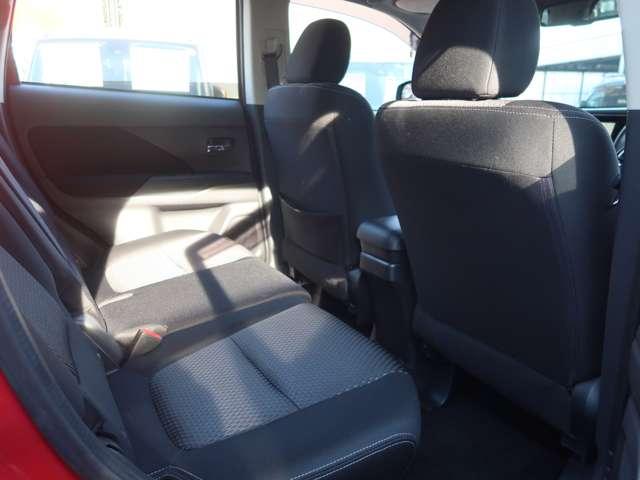 セカンドシート