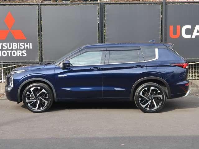 アウトランダーPHEV P ワンオーナー 本革シート 三菱純正9型スマホ連携ナビ Bluetooth USB 全周囲カメラ ETC2.0 AC1500W電源 電動パノラマサンルーフ マイパイロット 駆動用バッテリー残存容量96%(7枚目)