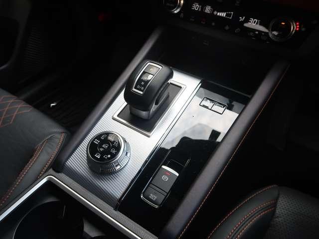 アウトランダーPHEV P ワンオーナー 本革シート 三菱純正9型スマホ連携ナビ Bluetooth USB 全周囲カメラ ETC2.0 AC1500W電源 電動パノラマサンルーフ マイパイロット 駆動用バッテリー残存容量96%(13枚目)