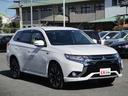 前輪と後輪 2基のモーターで駆動する電動車両です。エンジンで発電し、発電した電力でモーターを駆動する「シリーズ走行」タイプのハイブリッドカーです。