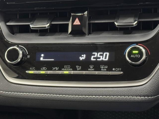 カローラツーリング ハイブリッド　Ｓ　インテリジェントクリアランスソナー　ドラレコ付き　Ｒカメラ　ＡＡＣ　ＬＥＤライト　メディアプレイヤー接続　１オーナー車　横滑防止装置　整備記録簿　クルコン　ＥＴＣ車載器　キーフリーシステム　イモビ（9枚目）