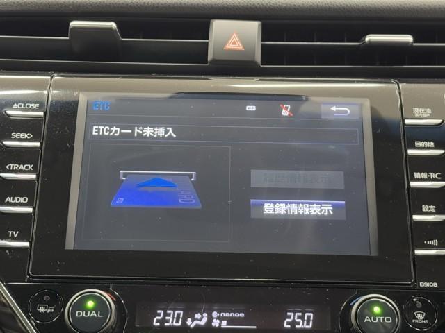 カムリ Ｇ　サンルーフ　ＥＳＣ　リヤカメラ　パワーウィンドウ　Ｉストップ　１オーナー車　オ－トエアコン　パワステ　地デジ　運転席Ｐシート　エアバッグ　ＬＥＤヘットライト　ＡＢＳ　スマートキープッシュスタート（7枚目）