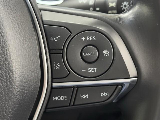 カムリ Ｇ　サンルーフ　ＥＳＣ　リヤカメラ　パワーウィンドウ　Ｉストップ　１オーナー車　オ－トエアコン　パワステ　地デジ　運転席Ｐシート　エアバッグ　ＬＥＤヘットライト　ＡＢＳ　スマートキープッシュスタート（10枚目）