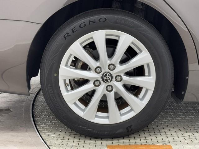 カムリ Ｇ　サンルーフ　ＥＳＣ　リヤカメラ　パワーウィンドウ　Ｉストップ　１オーナー車　オ－トエアコン　パワステ　地デジ　運転席Ｐシート　エアバッグ　ＬＥＤヘットライト　ＡＢＳ　スマートキープッシュスタート（19枚目）