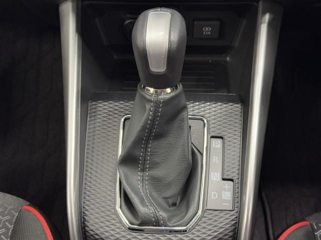 ライズ Ｚ　誤発進抑制機能　エアコン　エアロ　スマートキー＆プッシュスタート　地デジＴＶ　ドライブレコーダ　ＶＳＡ　盗難防止装置　ミュージックプレイヤー接続可　アイドリングストップ機能　クルコン　バックモニター（13枚目）