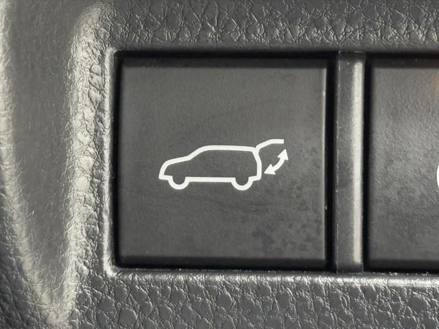 ハリアーハイブリッド Ｚ　レザーパッケージ　ナビＴＶ　ＡＣ１００Ｖ電源　ＬＥＤライト　本革　エアコン　横滑り防止　ドラレコ付　クルーズコントロール　Ｐシート　メディアプレイヤー接続　キーレスエントリー　フルセグテレビ　アイドリングストップ（19枚目）